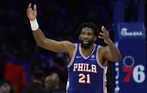 云开体育-恩比德：我的身体没问题 我不在乎最终排名 赢球才是关键