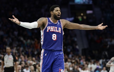 胶着时刻攻防发力！保罗·乔治19中9拿26分13板4断1帽 罚球5中4